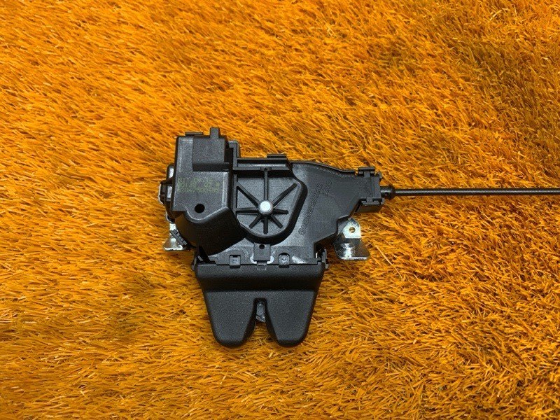 замок багажника, 1000 рублей, Красноярск