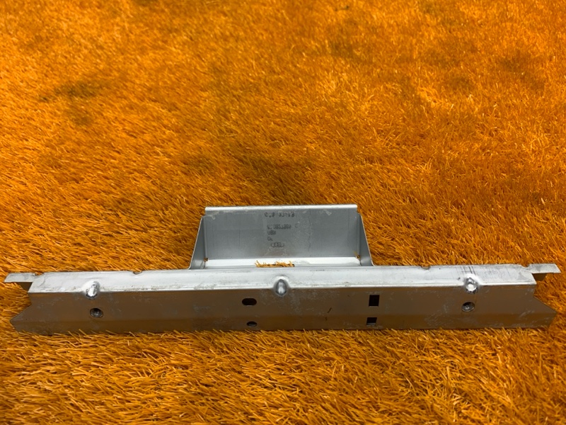 Кронштейн ручки открывания багажника, 260 рублей, Красноярск