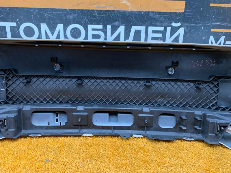 бампер, 9300 рублей, Красноярск