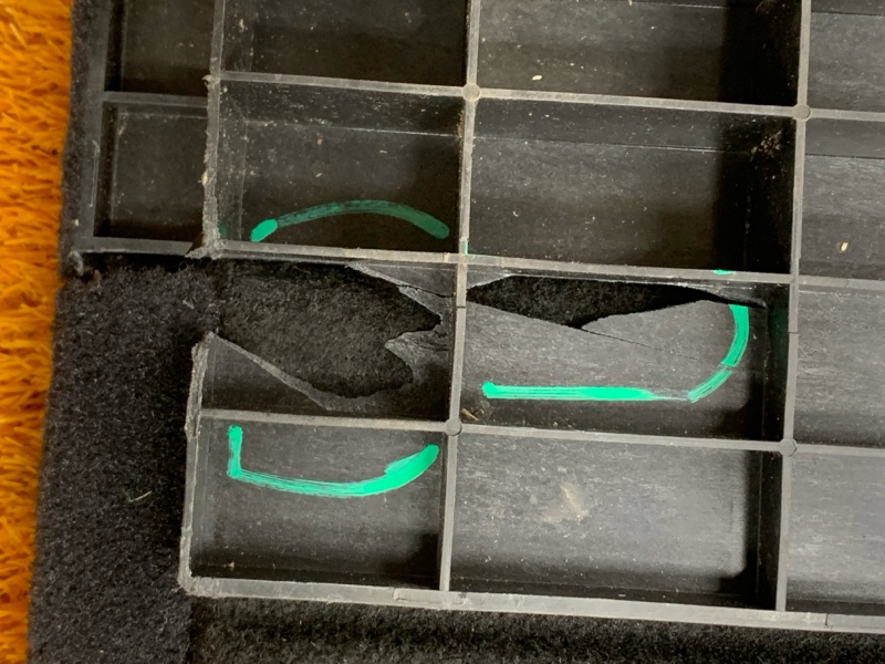 пол багажника, 440 рублей, Красноярск