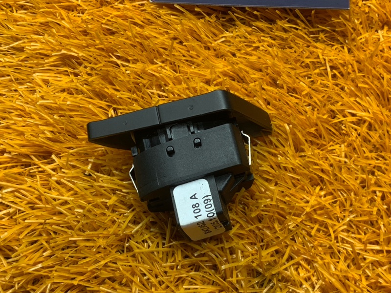 Кнопка центрального замка, 360 рублей, Красноярск