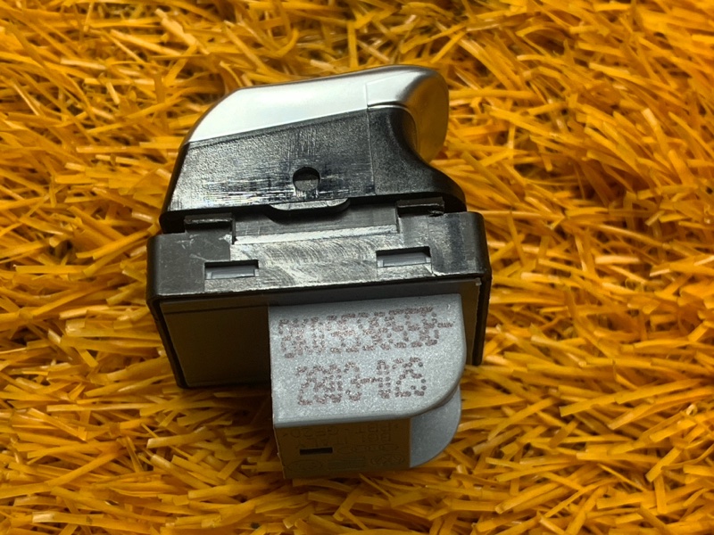 кнопка стеклоподъемника, 300 рублей, Красноярск