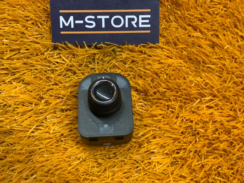 Кнопка регулировки зеркал, 500 рублей, Красноярск