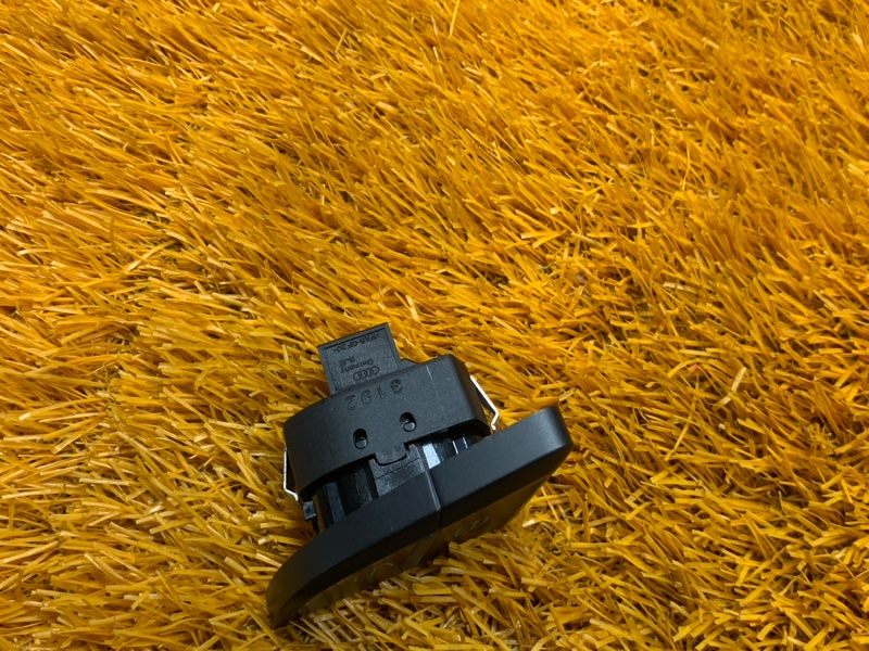 Кнопка центрального замка, 360 рублей, Красноярск