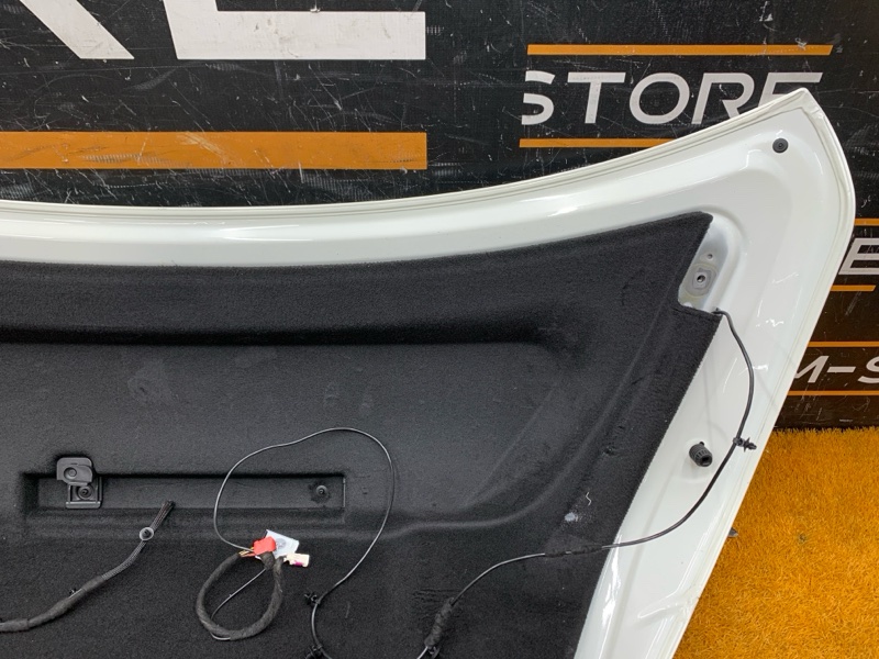 крышка багажника, 5000 рублей, Красноярск