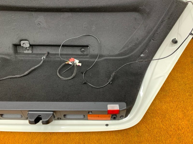 крышка багажника, 5000 рублей, Красноярск