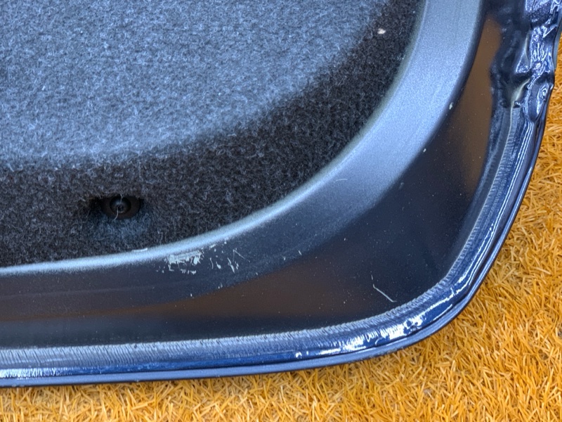 крышка багажника, 5000 рублей, Красноярск