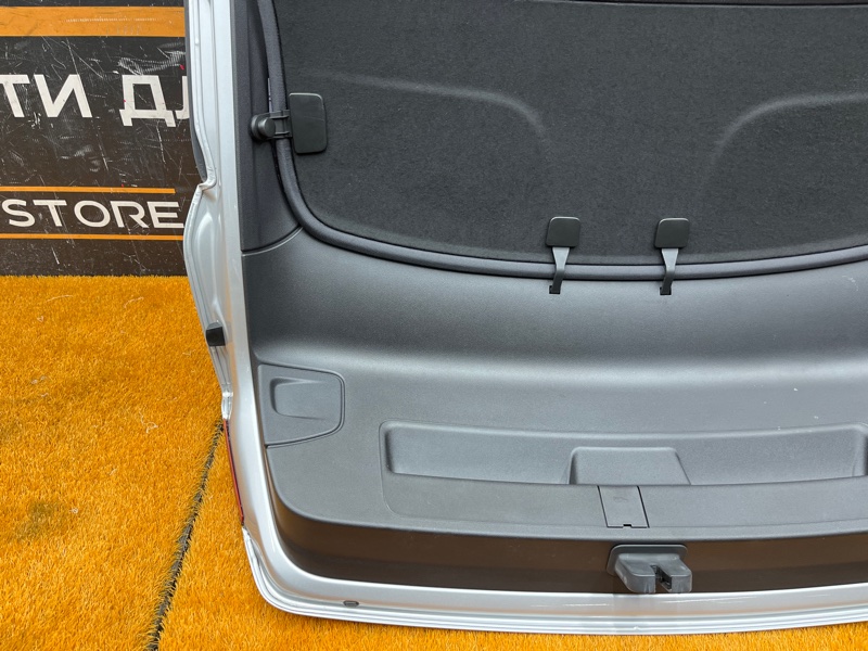 Крышка (дверь) багажника, 9600 рублей, Красноярск