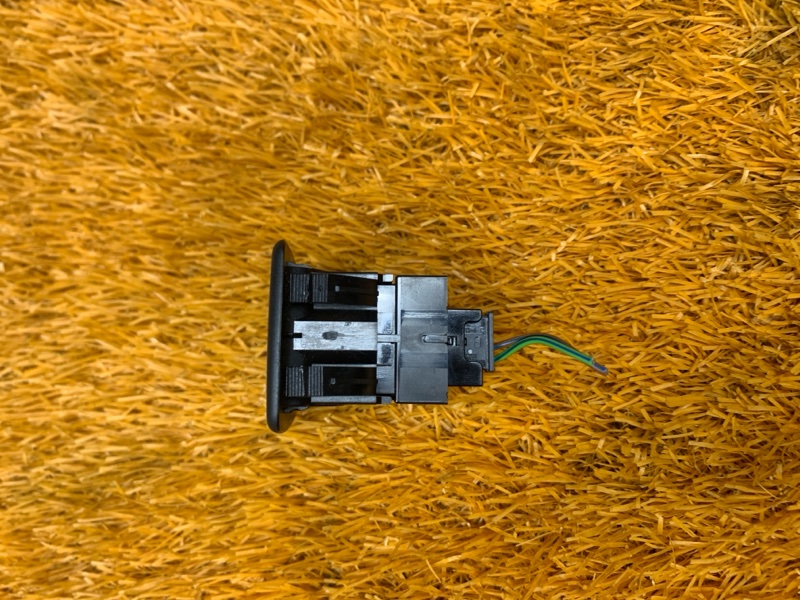 кнопка регулировки сиденья, 800 рублей, Красноярск