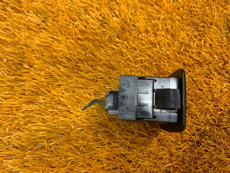 кнопка регулировки сиденья, 800 рублей, Красноярск