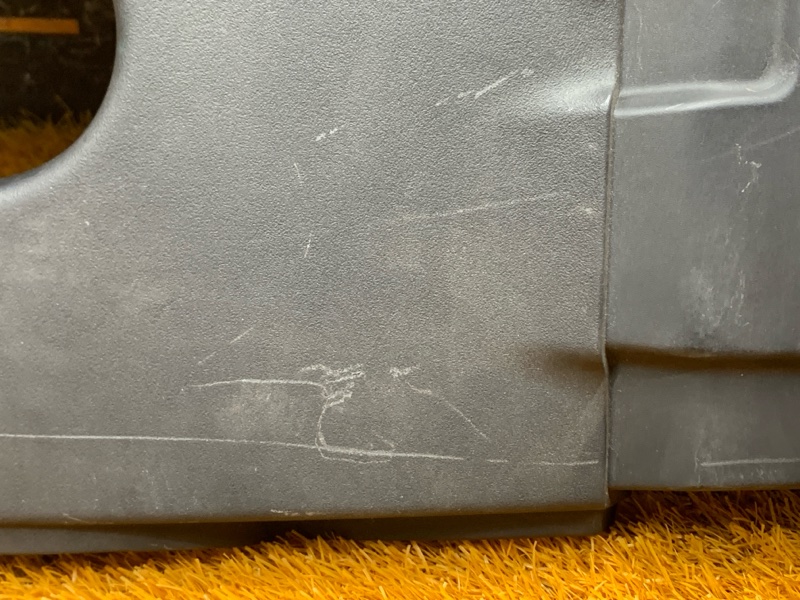 крышка двигателя, 2000 рублей, Красноярск