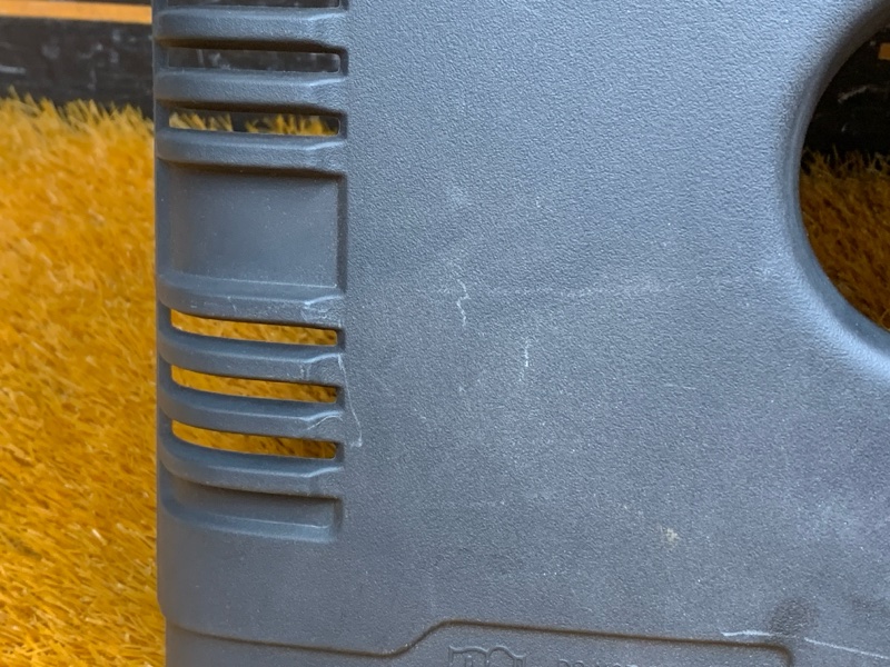 крышка двигателя, 2000 рублей, Красноярск