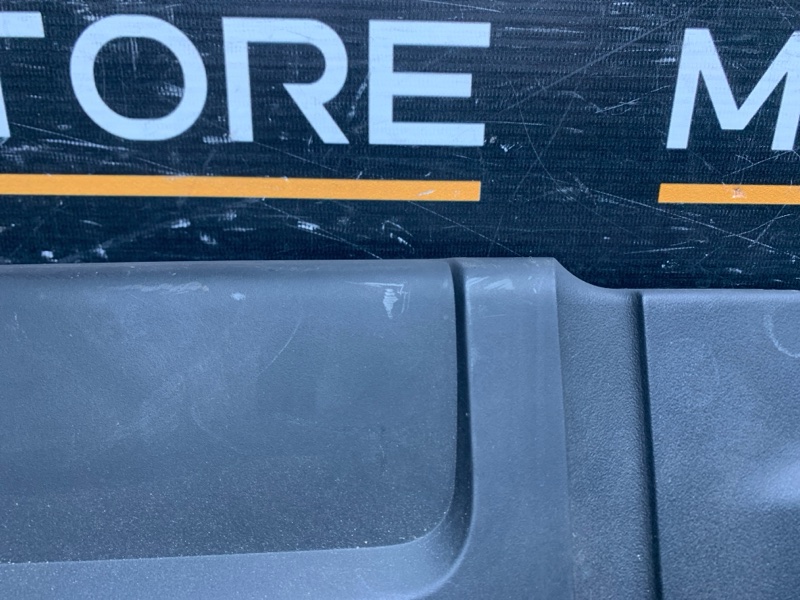 крышка двигателя, 2000 рублей, Красноярск