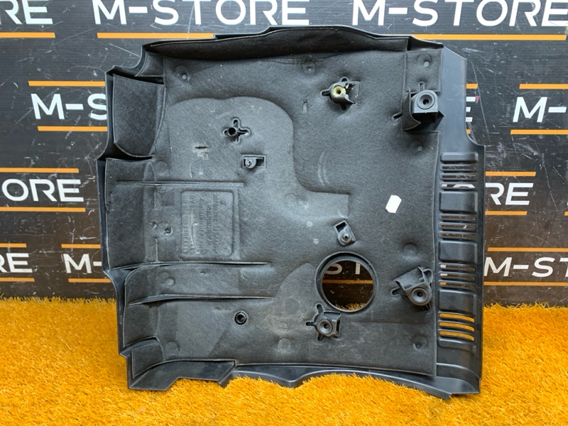 крышка двигателя, 2000 рублей, Красноярск