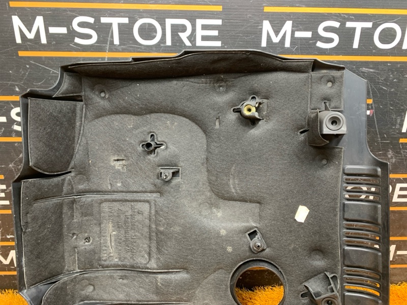 крышка двигателя, 2000 рублей, Красноярск