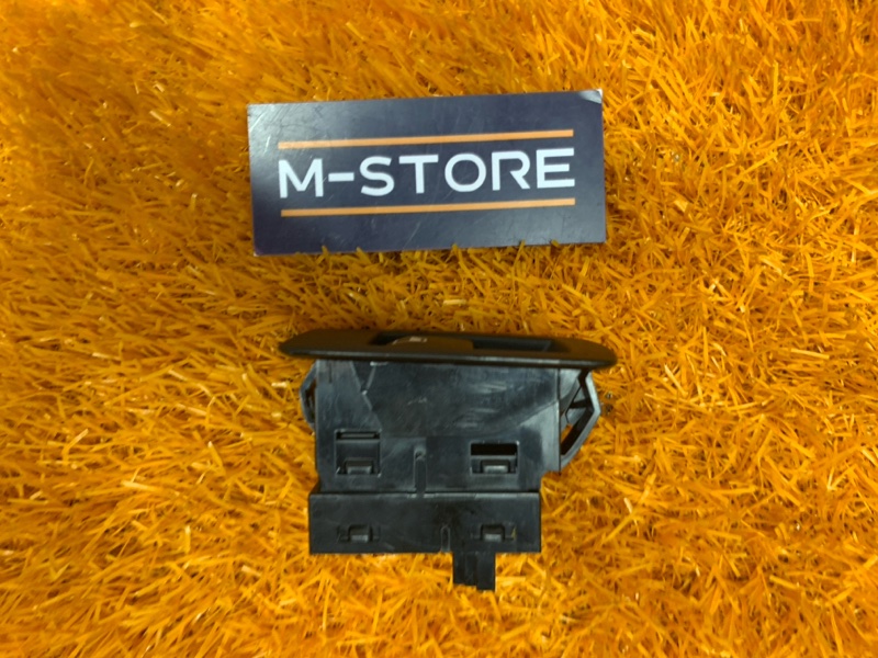 кнопка стеклоподъемника, 200 рублей, Красноярск