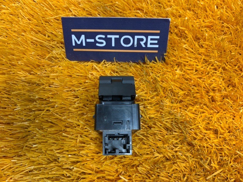 Кнопка открывания багажника, 800 рублей, Красноярск