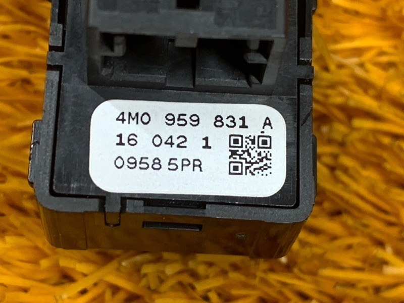 Кнопка открывания багажника, 800 рублей, Красноярск