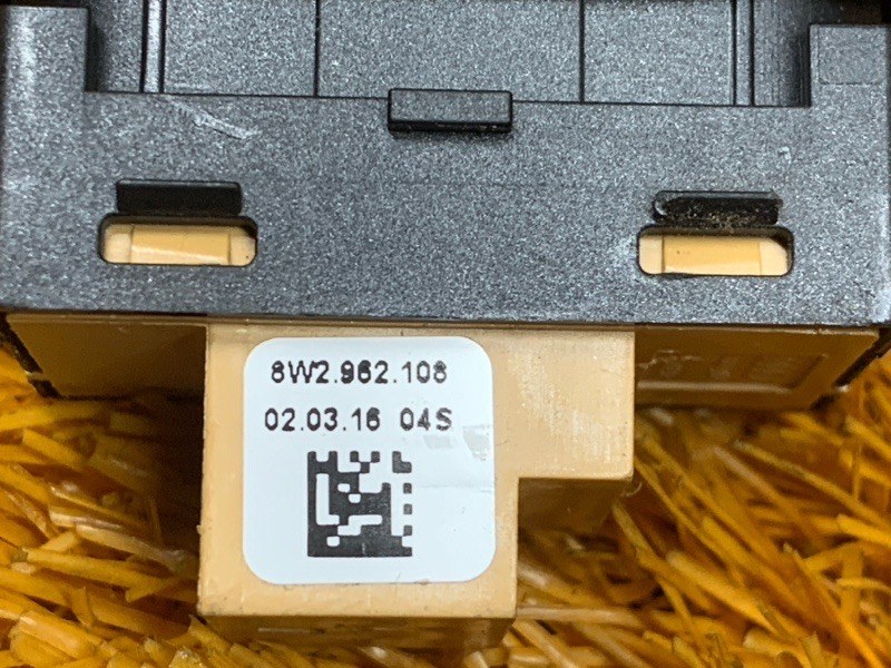 Кнопка центрального замка, 2380 рублей, Красноярск