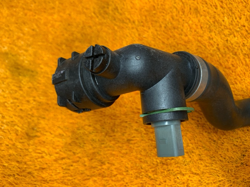 Патрубок радиатора нижний, 3110 рублей, Красноярск