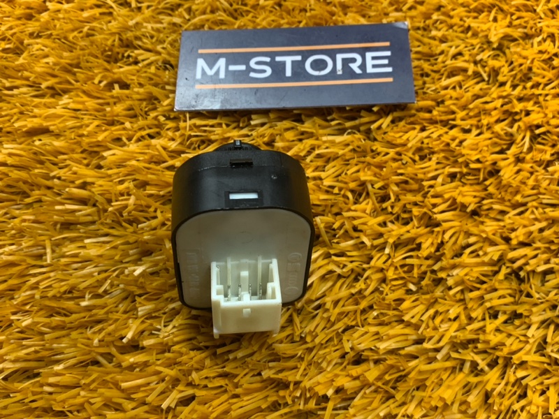 Кнопка регулировки зеркал, 400 рублей, Красноярск