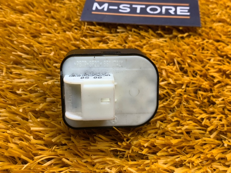 Кнопка регулировки зеркал, 400 рублей, Красноярск