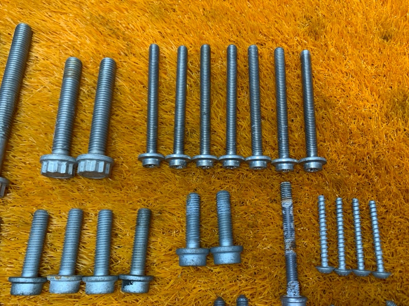 Болты и гайки ДВС, 1150 рублей, Красноярск