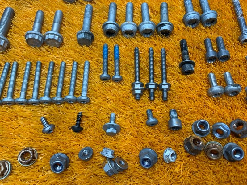 Болты и гайки ДВС, 1150 рублей, Красноярск