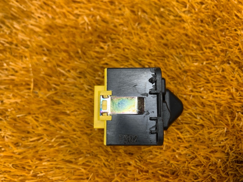 Кнопка регулировки зеркал, 900 рублей, Красноярск