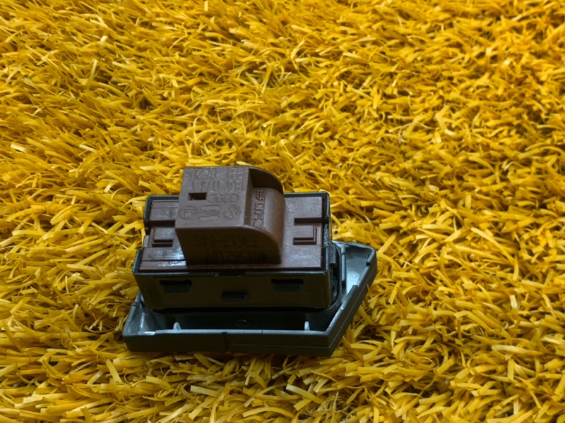 Кнопка центрального замка, 500 рублей, Красноярск