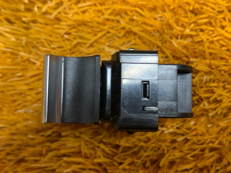 кнопка стеклоподъемника, 440 рублей, Красноярск