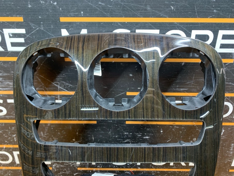 Консоль между сидений, 11160 рублей, Красноярск