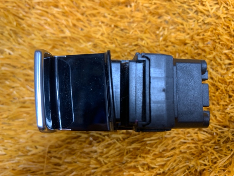 Кнопка стояночного тормоза, 300 рублей, Красноярск