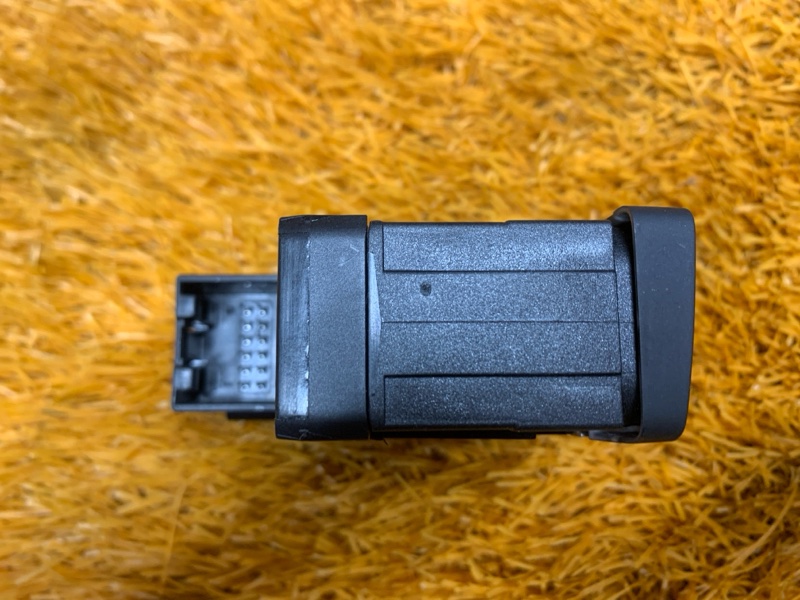 Кнопка стояночного тормоза, 300 рублей, Красноярск