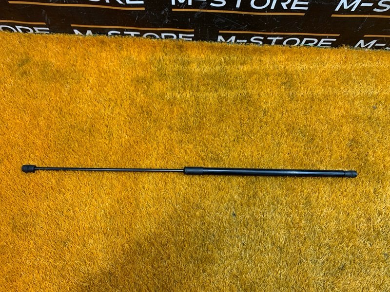 амортизатор капота, 300 рублей, Красноярск