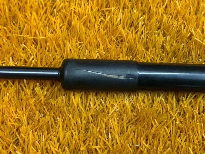 амортизатор капота, 300 рублей, Красноярск