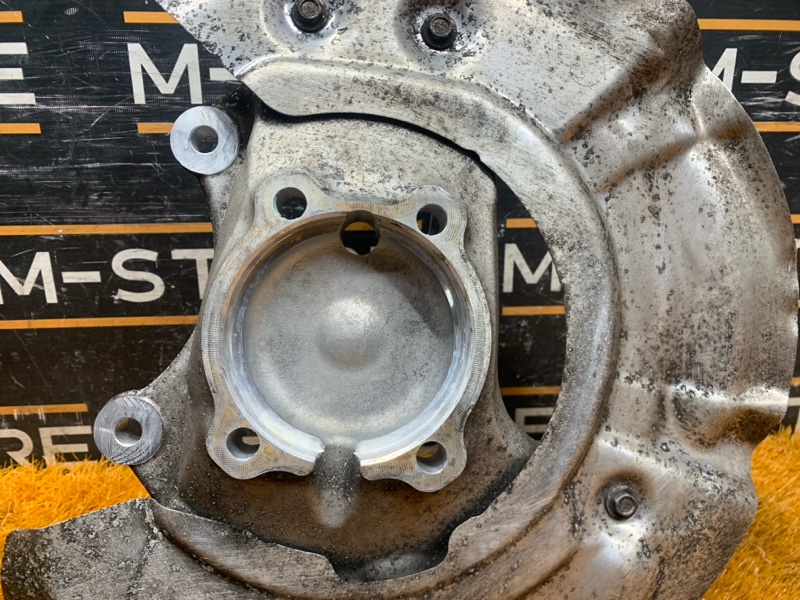 кулак поворотный, 1300 рублей, Красноярск