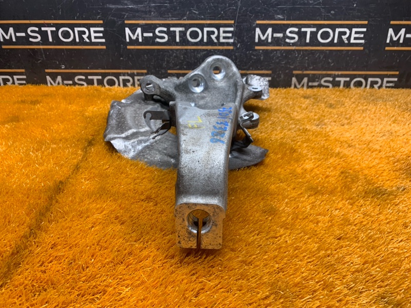 кулак поворотный, 1300 рублей, Красноярск