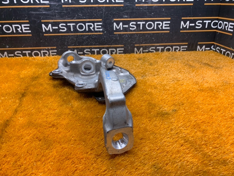 кулак поворотный, 8860 рублей, Красноярск