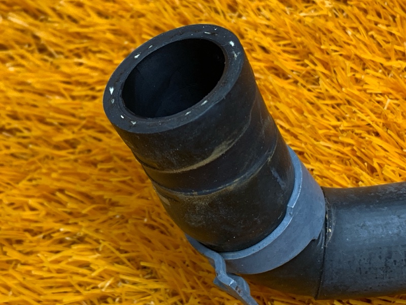 Патрубок системы охлаждения, 670 рублей, Красноярск