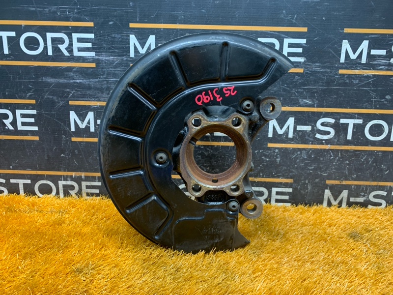 кулак поворотный, 1300 рублей, Красноярск