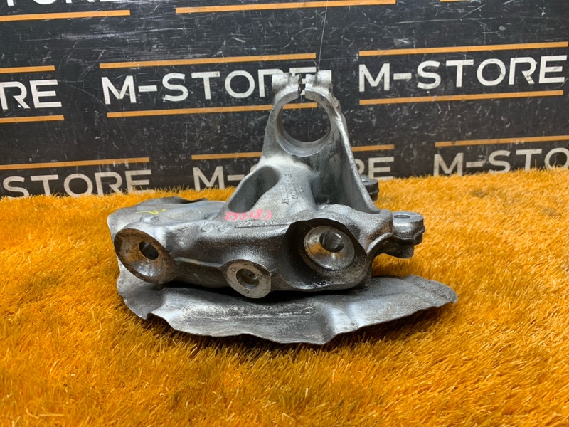 кулак поворотный, 4430 рублей, Красноярск