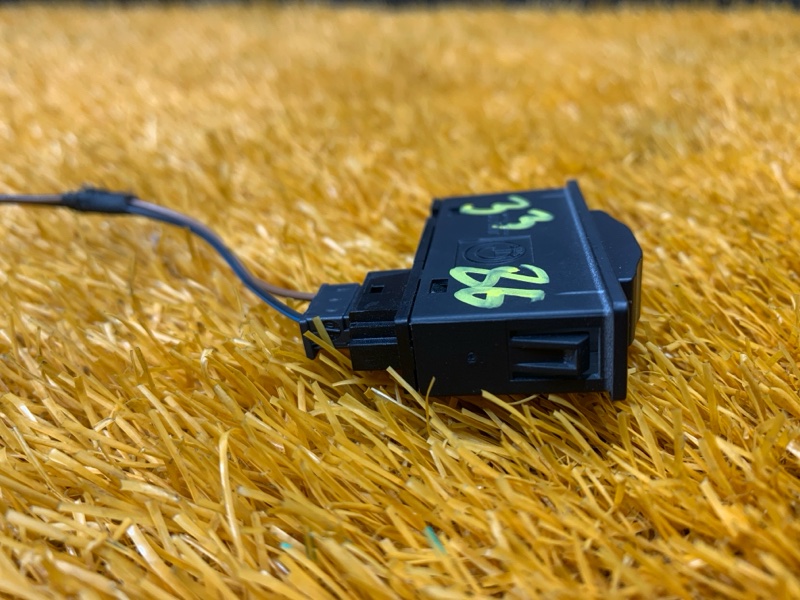 Кнопка открывания багажника, 500 рублей, Красноярск