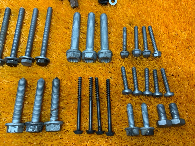 Болты и гайки ДВС, 1150 рублей, Красноярск
