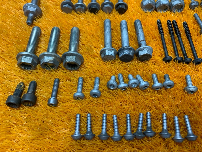 Болты и гайки ДВС, 1150 рублей, Красноярск