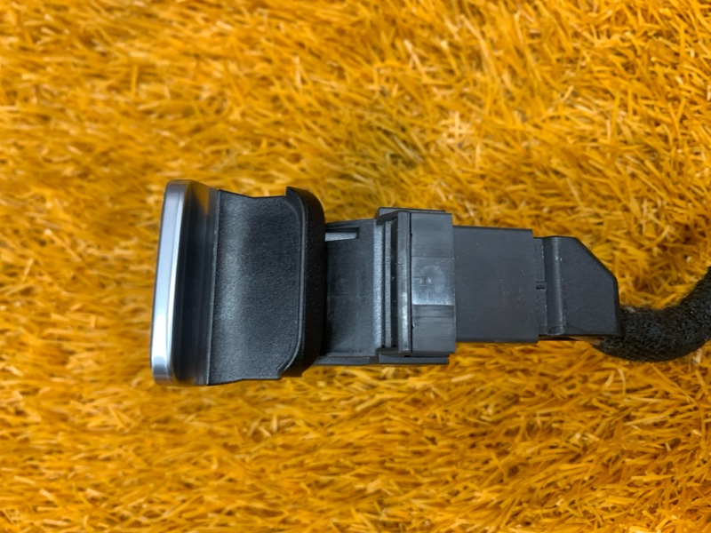 Кнопка стояночного тормоза, 2160 рублей, Красноярск