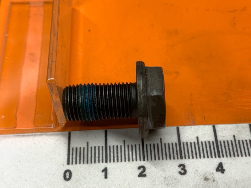 болт гидротрансформатора, 510 рублей, Красноярск