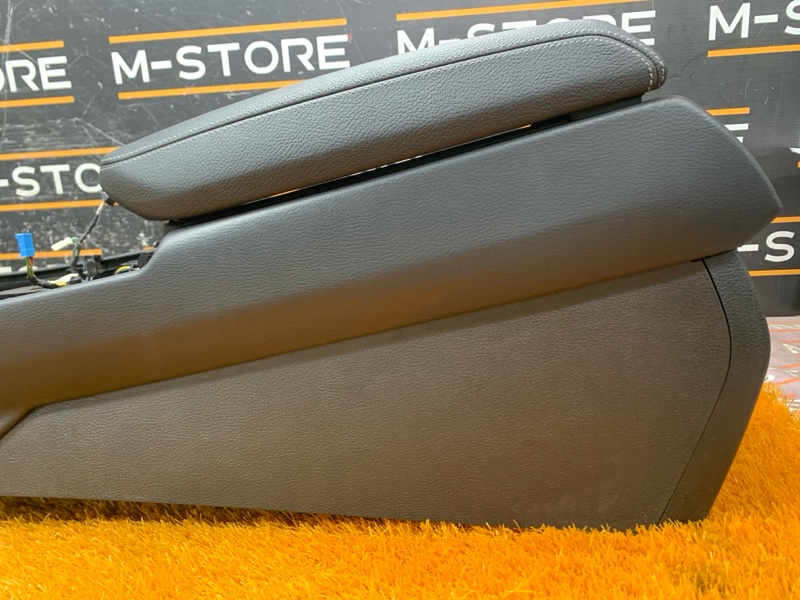 подлокотник, 4430 рублей, Красноярск