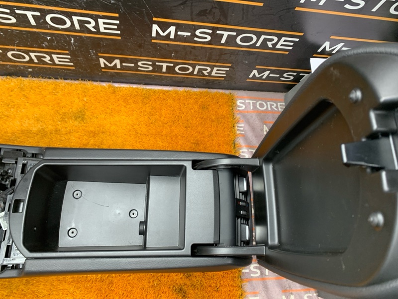 подлокотник, 4430 рублей, Красноярск