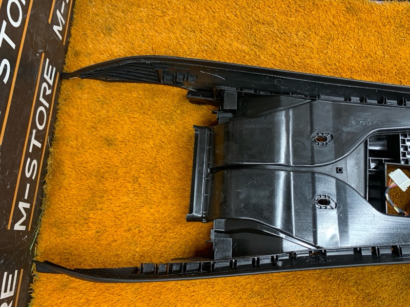 подлокотник, 4430 рублей, Красноярск